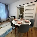 Comfortable For 1-4 Guests