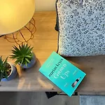 Comfortable For 1-4 Guests *