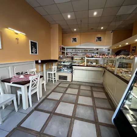 Comfortable For 1-4 Guests