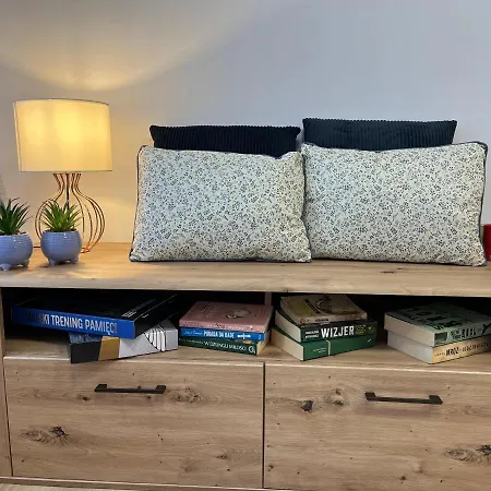 Comfortable For 1-4 Guests Apartament