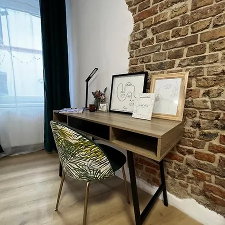 Comfortable For 1-4 Guests Apartment