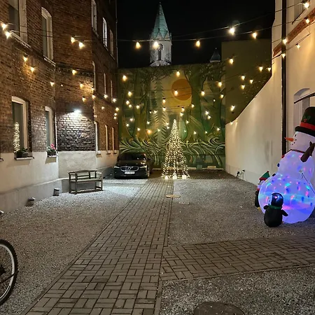 דירה Comfortable For 1-4 Guests *