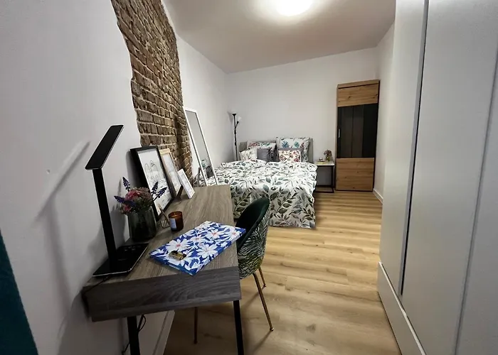 דירה Comfortable For 1-4 Guests שורזוב