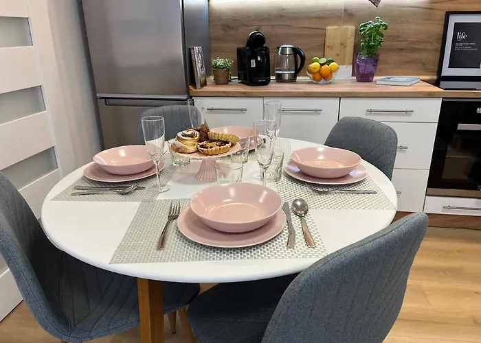 Comfortable For 1-4 Guests *