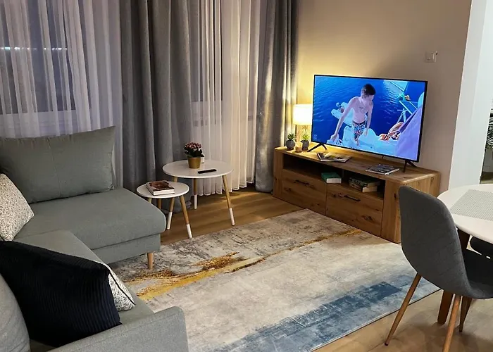 Comfortable For 1-4 Guests * שורזוב